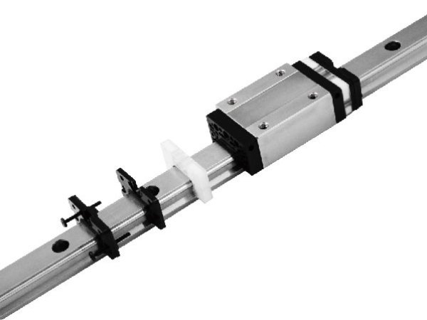 自潤式線性滑軌（Self-Lubricating Linear Guide）
